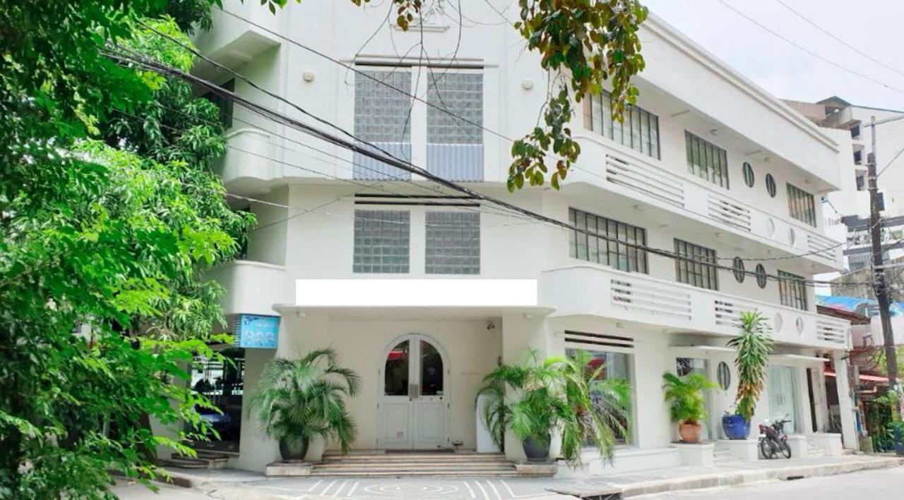 The Clipper House, Poblacion Makati Manilla Buitenkant foto
