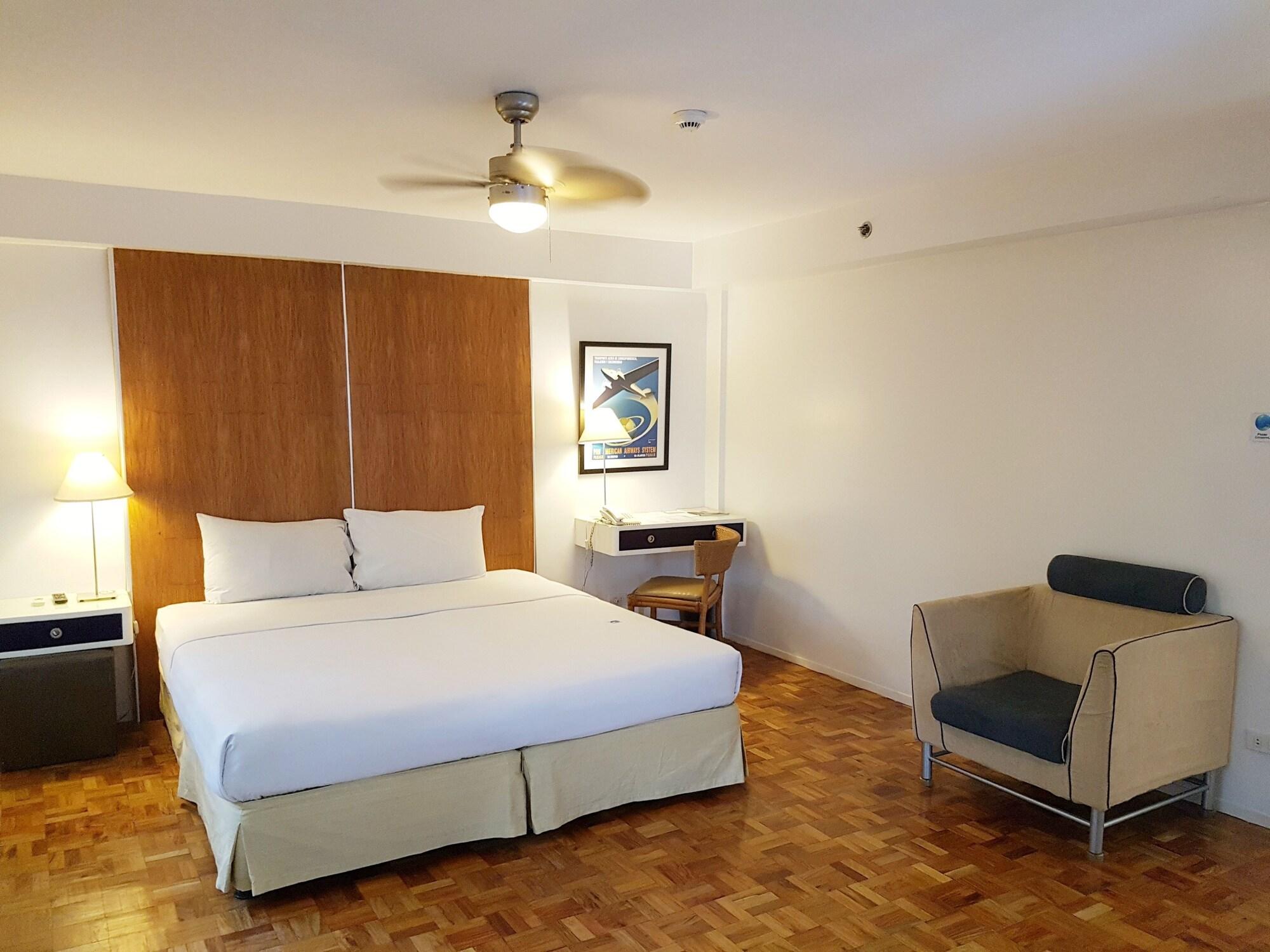 The Clipper House, Poblacion Makati Manilla Buitenkant foto
